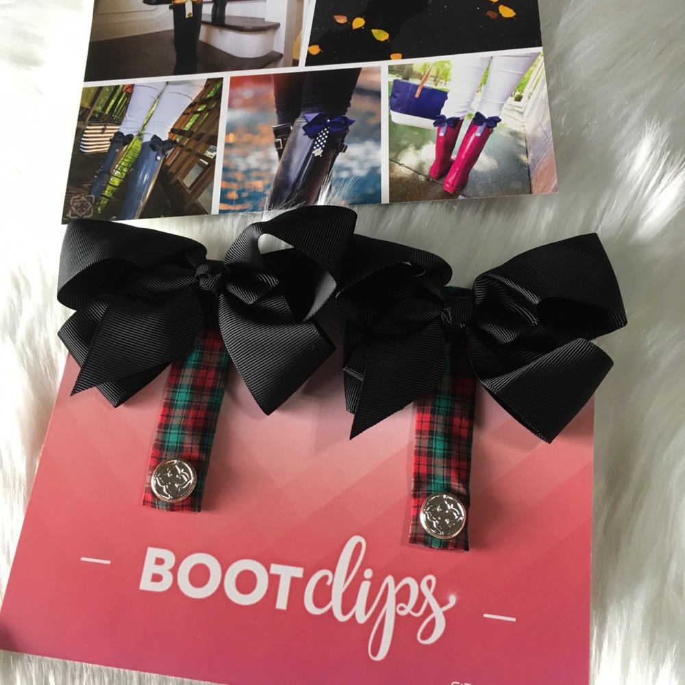 New red and green plaid BootClips by PoppyClips!